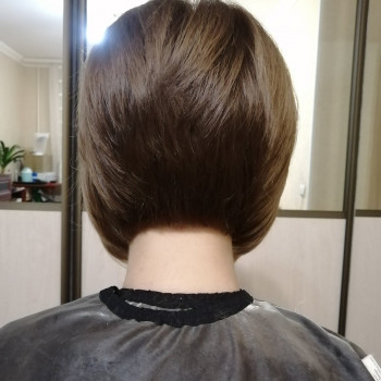 Окрашивание корней волос